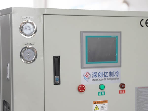 water-cooled chiller pressure gauge